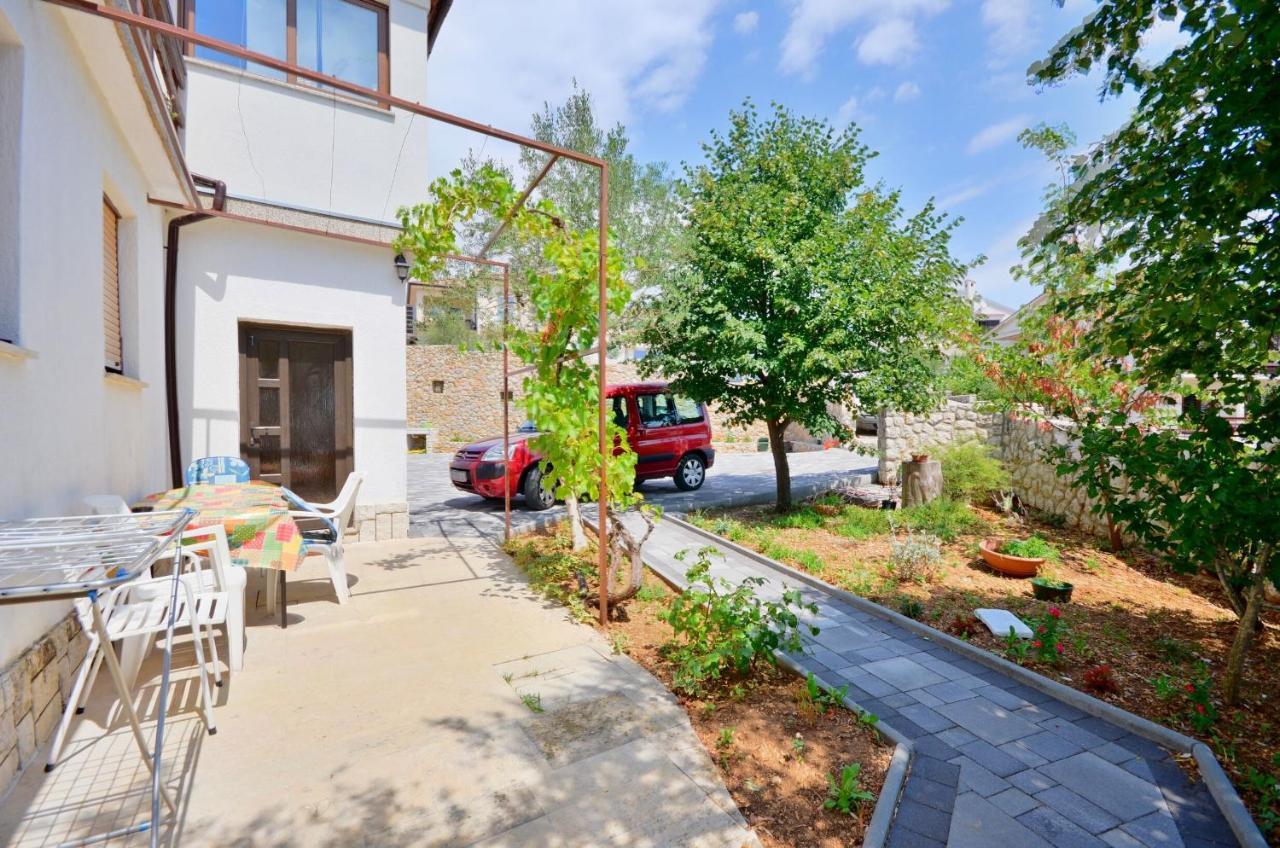 Apartments Ivanka Krk Town Kültér fotó