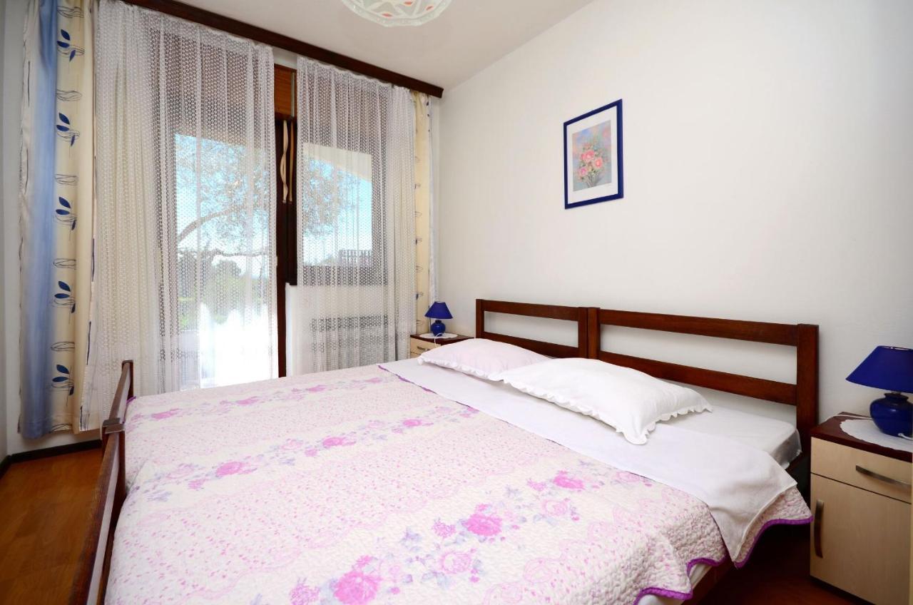 Apartments Ivanka Krk Town Kültér fotó