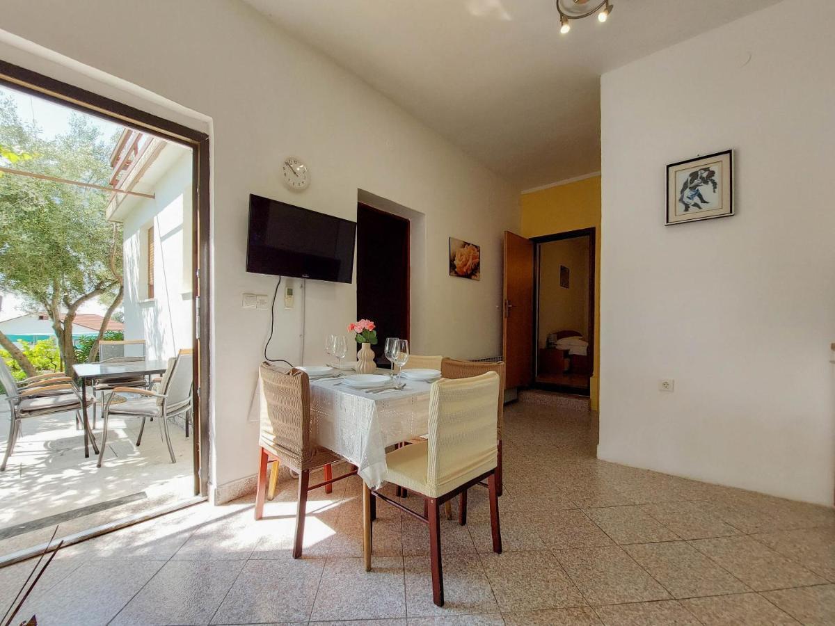 Apartments Ivanka Krk Town Kültér fotó