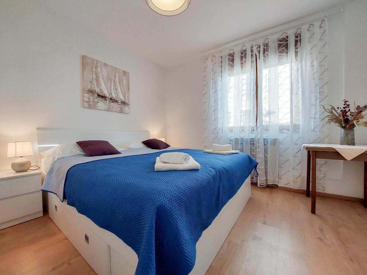 Apartments Ivanka Krk Town Kültér fotó