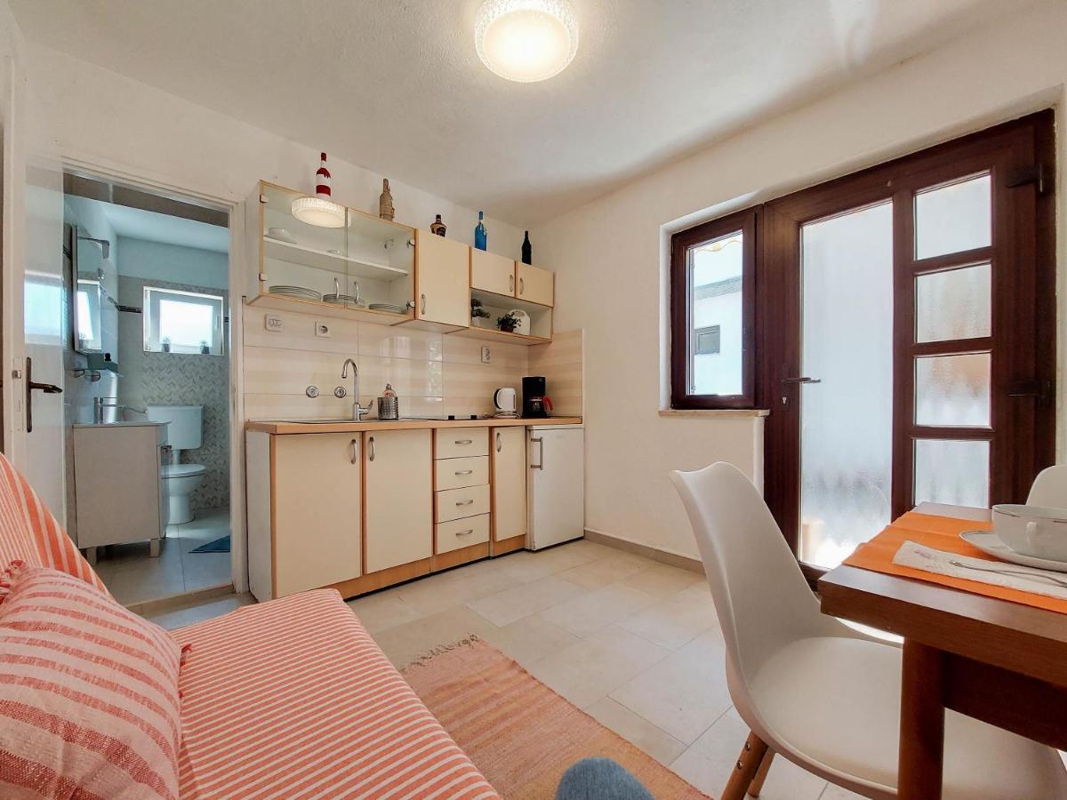 Apartments Ivanka Krk Town Kültér fotó