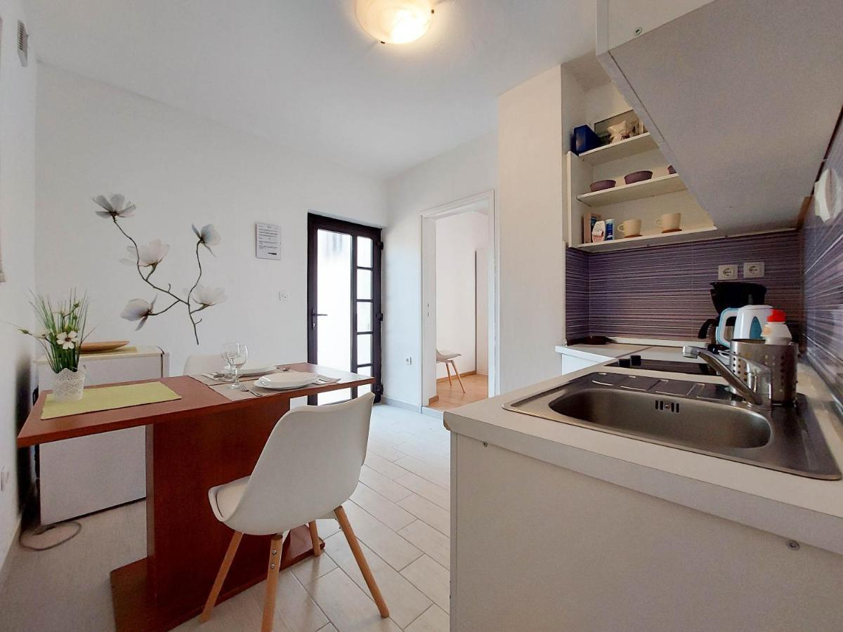 Apartments Ivanka Krk Town Kültér fotó