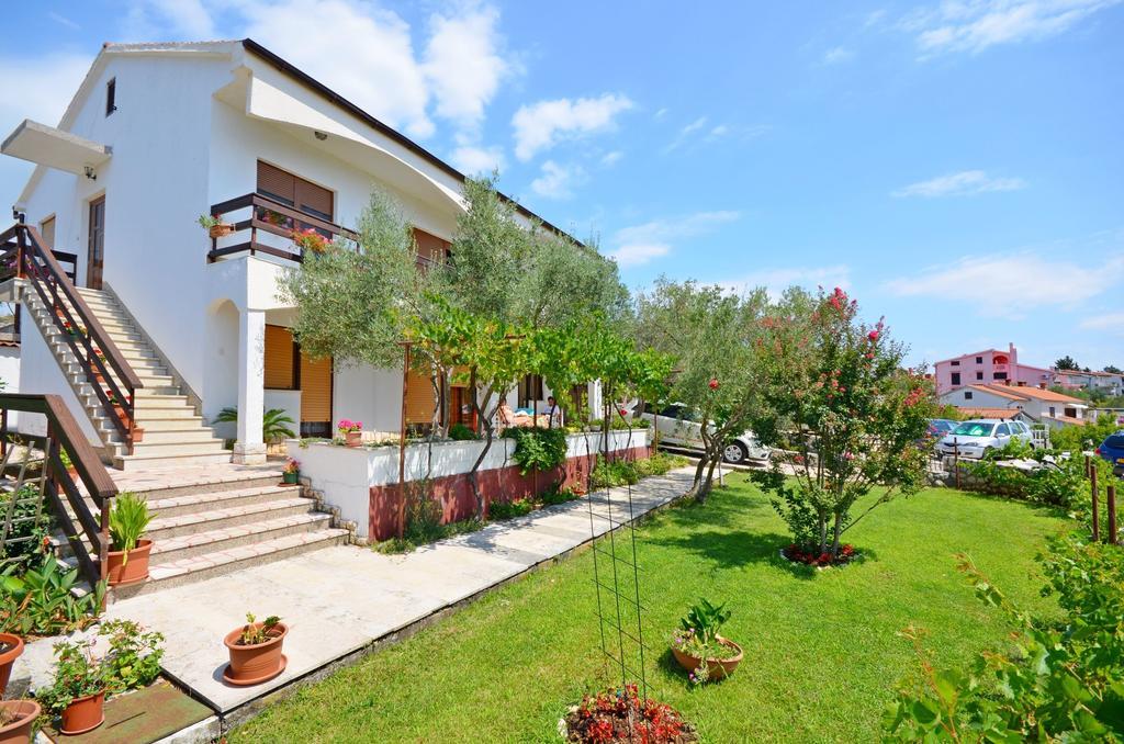 Apartments Ivanka Krk Town Kültér fotó