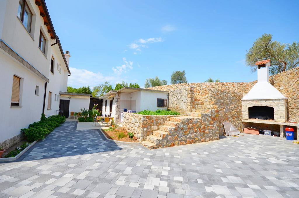 Apartments Ivanka Krk Town Kültér fotó