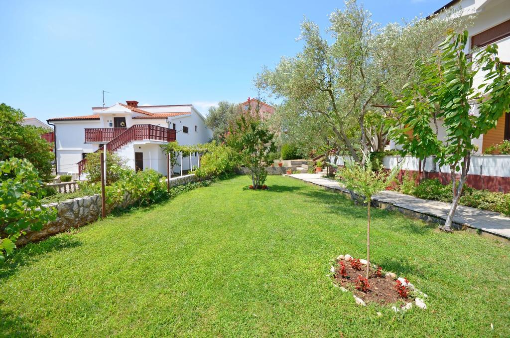 Apartments Ivanka Krk Town Kültér fotó