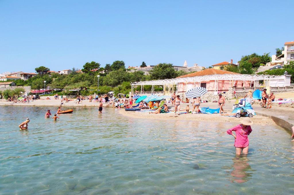 Apartments Ivanka Krk Town Kültér fotó