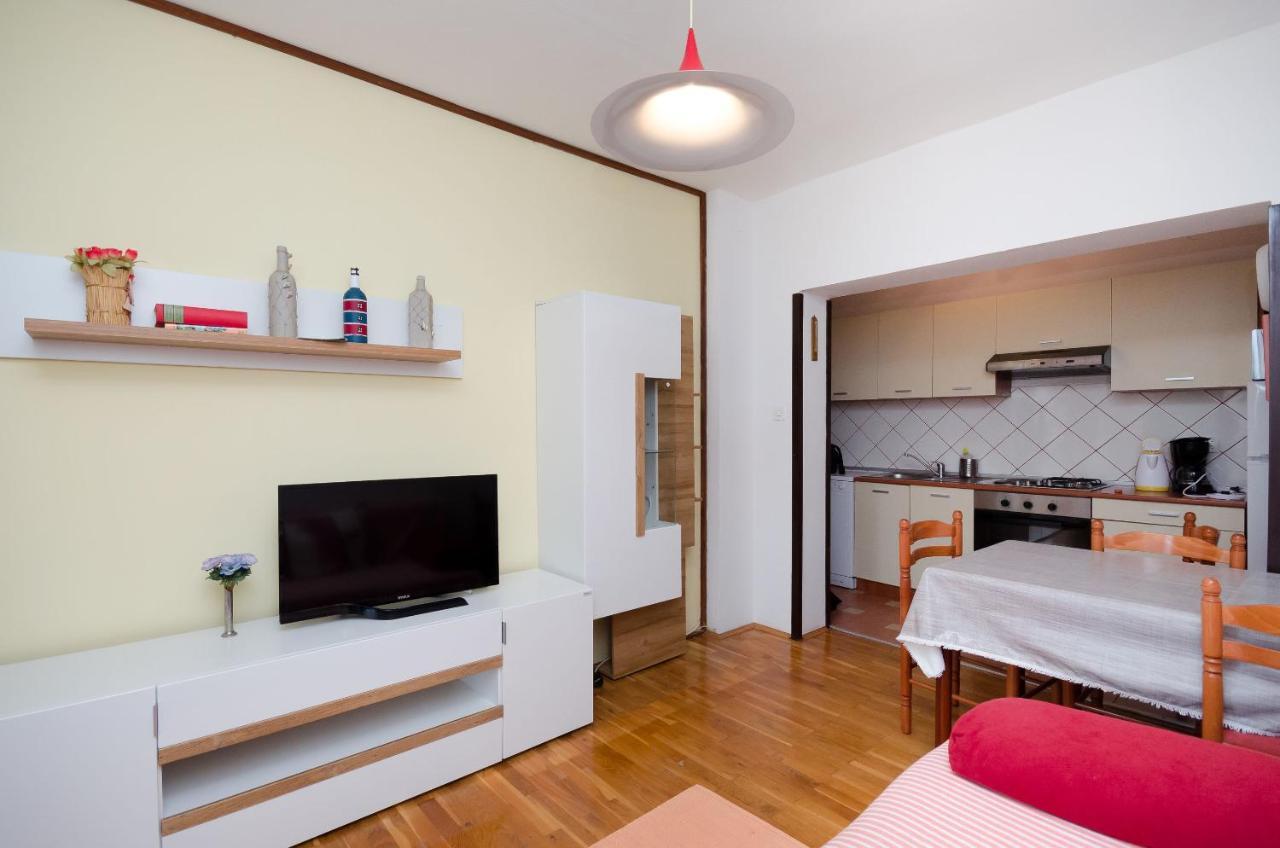 Apartments Ivanka Krk Town Kültér fotó